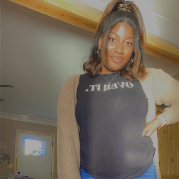 Meet your Posher, Marshauna - Picture 2 of 6